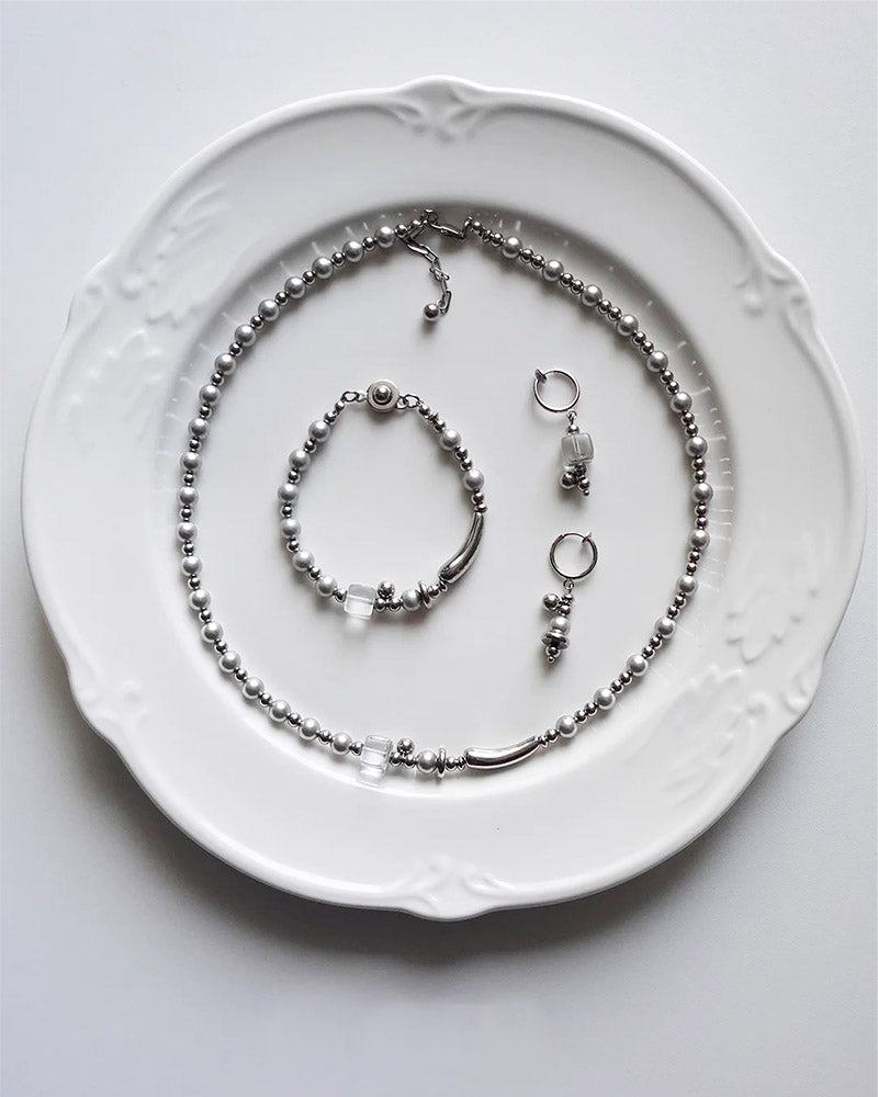 Silver Line Bead Necklace