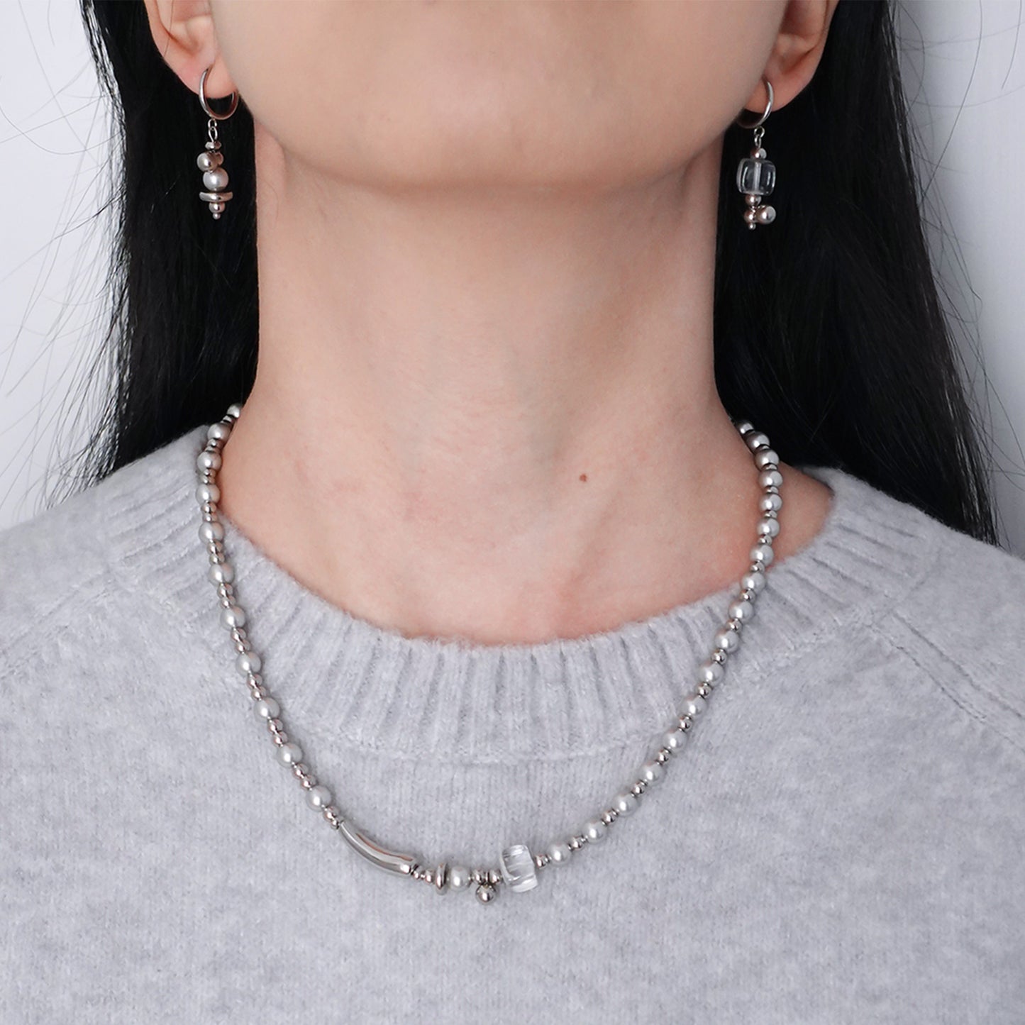 Silver Line Bead Necklace